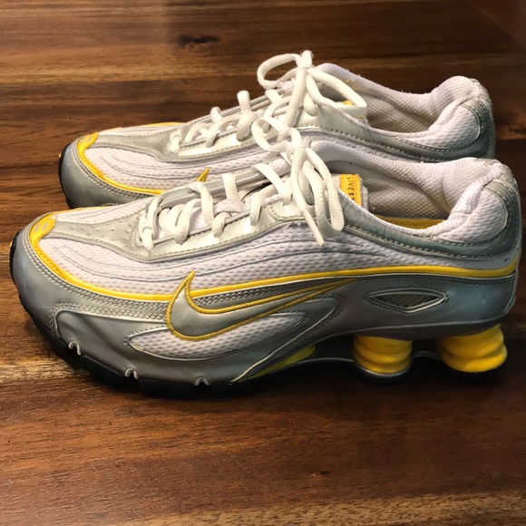 nike shox livestrong